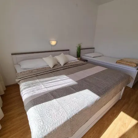 Ferienwohnung Fur 6 Personen Ca 60 Qm In Crikvenica, Kvarner Bucht Und Umgebung Crikvenica