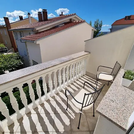 Ferienwohnung Fur 6 Personen Ca 60 Qm In Crikvenica, Kvarner Bucht Und Umgebung *