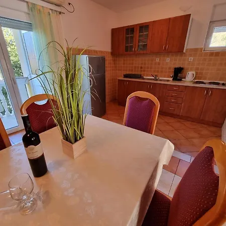 Ferienwohnung Fur 6 Personen Ca 60 Qm In Crikvenica, Kvarner Bucht Und Umgebung Apartment